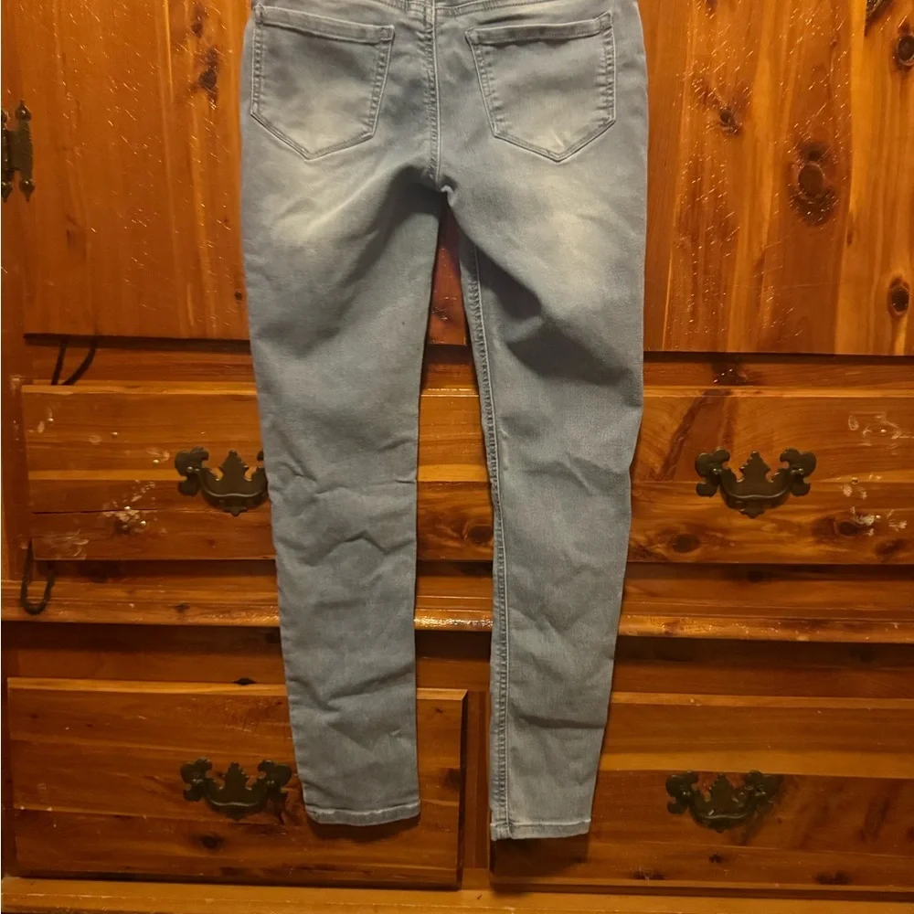 “Worn Once” Excellent Condition Light Blue Girls Jeans Size 10! - Picture 3 of 4